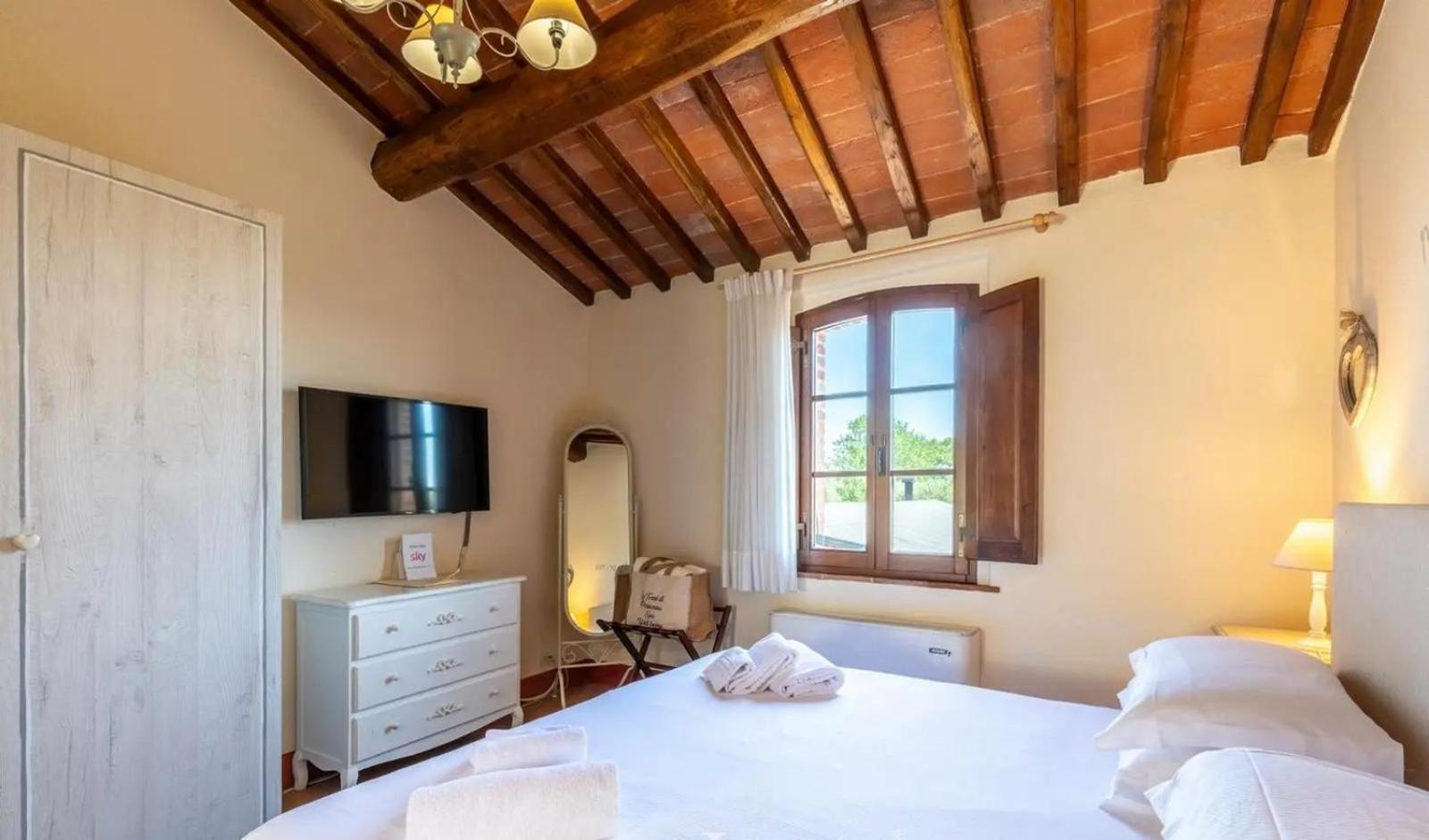 Agriturismo Le Torri Di Porsenna Petrignano Del Lago ภายนอก รูปภาพ